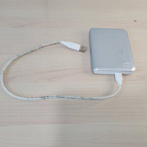 WESTERN DIGITAL My Passport Portable External Hard Drive 1 TB Capacity - Working